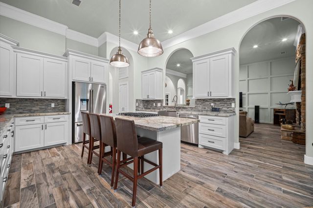 33206 Windcrest Estates Boulevard, Magnolia, TX 77354