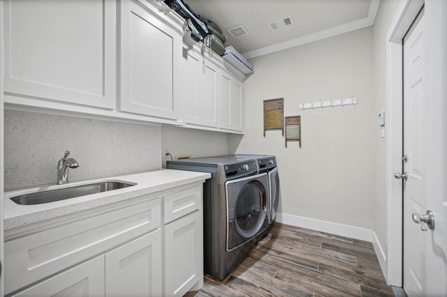 33206 Windcrest Estates Boulevard, Magnolia, TX 77354