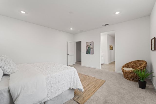 1489 Mcintyre St, Galt, CA 95632