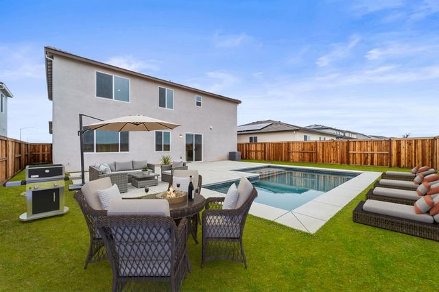 1489 Mcintyre St, Galt, CA 95632