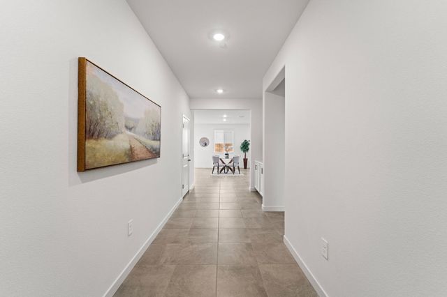 1489 Mcintyre St, Galt, CA 95632