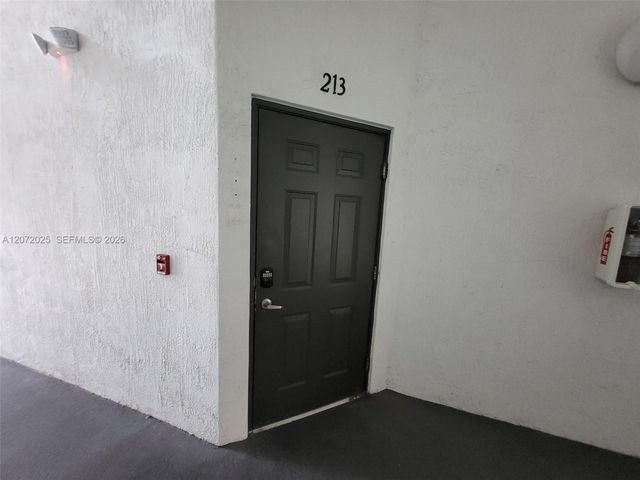 15560 SW 136th Street 213, Miami, FL 33196