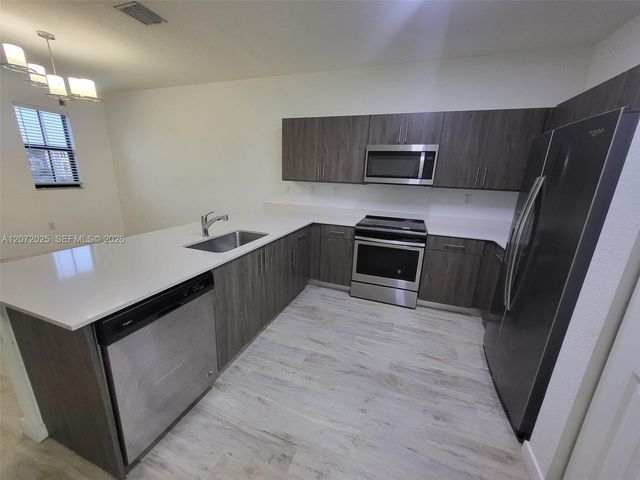 15560 SW 136th Street 213, Miami, FL 33196