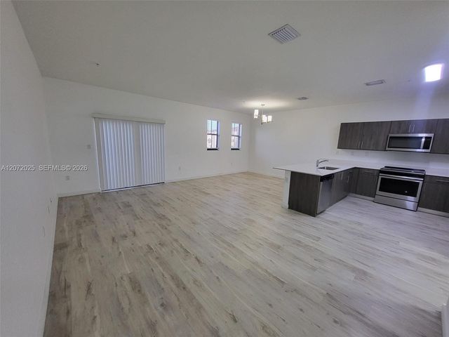 15560 SW 136th Street 213, Miami, FL 33196