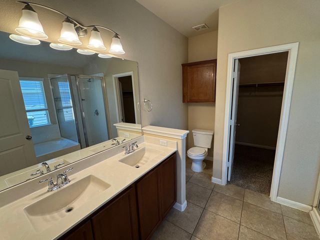 424 Langely, Kyle, TX 78640