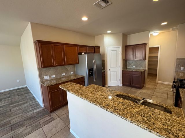 424 Langely, Kyle, TX 78640