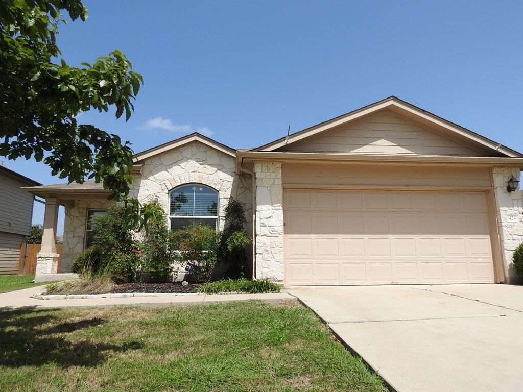 424 Langely, Kyle, TX 78640