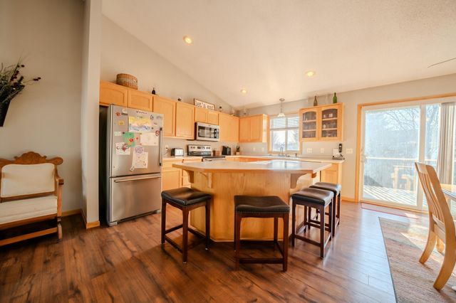 1011 Brook Court, Sauk Rapids, MN 56379