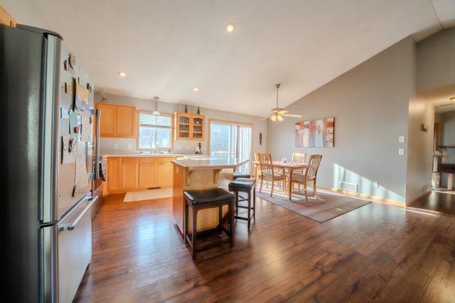 1011 Brook Court, Sauk Rapids, MN 56379