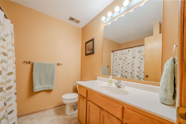 1011 Brook Court, Sauk Rapids, MN 56379
