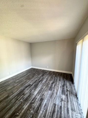 2467 Waterside Drive, Lake Worth, FL 33461