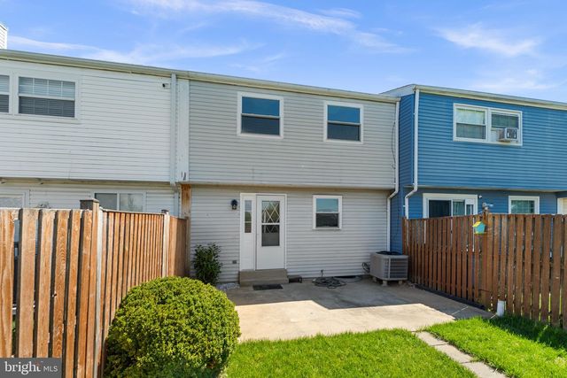 1715 COUNTRY CT, Frederick, MD 21702