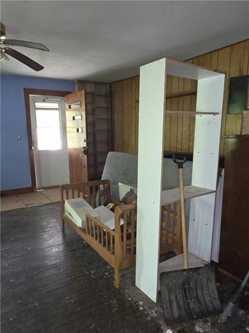 33660 W 83rd Street, De Soto, KS 66018