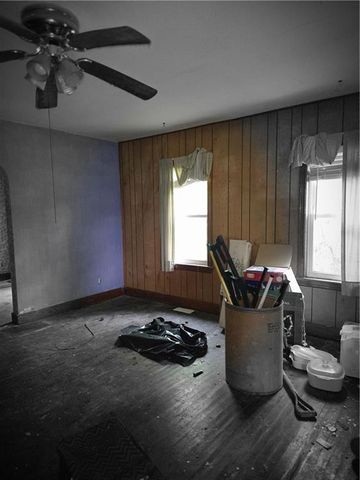 33660 W 83rd Street, De Soto, KS 66018
