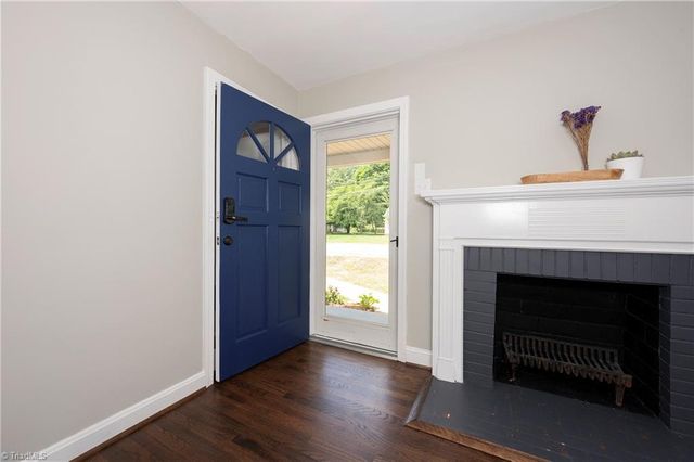 1760 Polo Road, Winston-salem, NC 27106