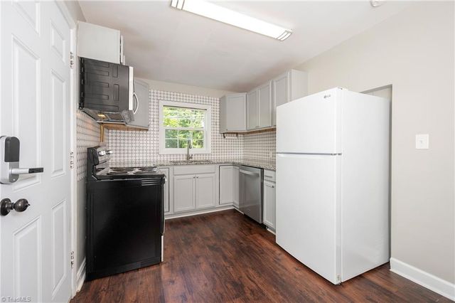 1760 Polo Road, Winston-salem, NC 27106