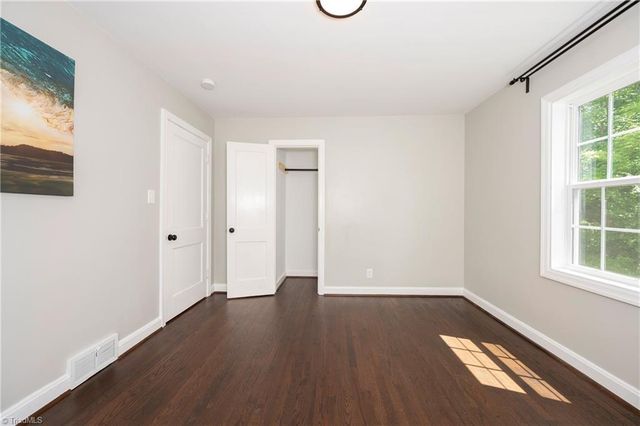 1760 Polo Road, Winston-salem, NC 27106