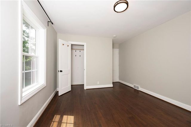 1760 Polo Road, Winston-salem, NC 27106
