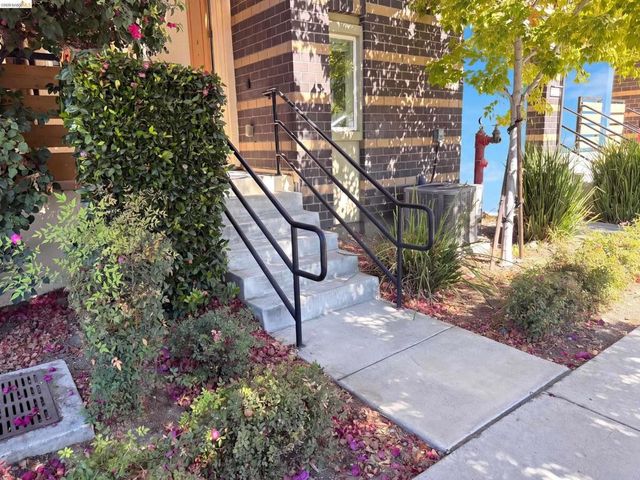 1903 Dobbin Dr, San Jose, CA 95133