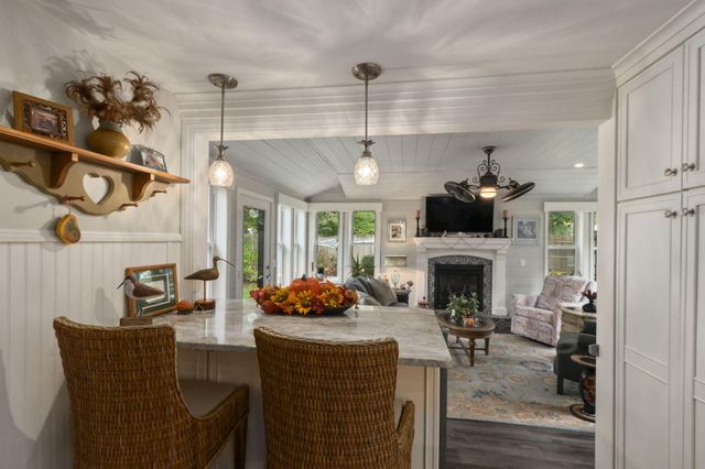 8 Jib Way, Hyannis, MA 02601