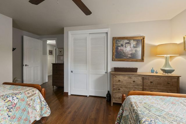 8 Jib Way, Hyannis, MA 02601