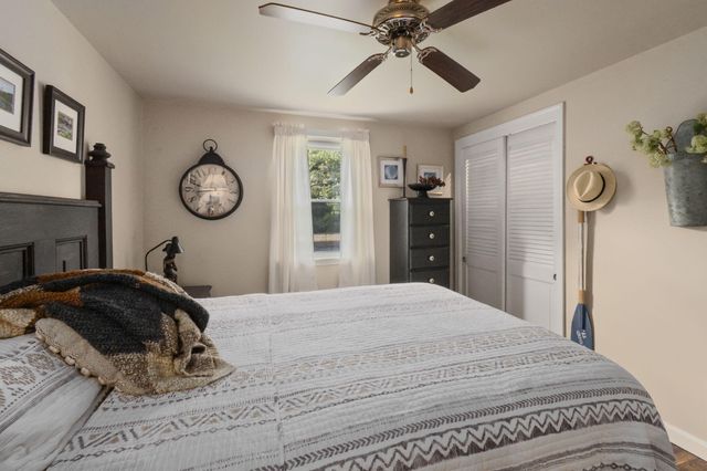 8 Jib Way, Hyannis, MA 02601