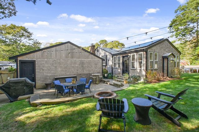 8 Jib Way, Hyannis, MA 02601