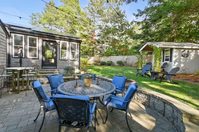 8 Jib Way, Hyannis, MA 02601