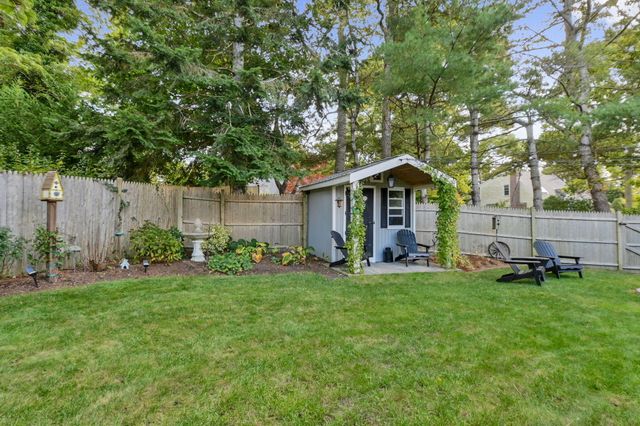 8 Jib Way, Hyannis, MA 02601