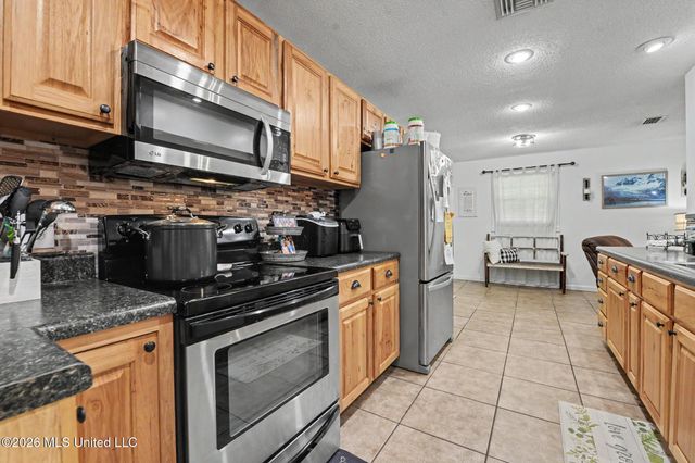 4317 Cunningham Road, Moss Point, MS 39562