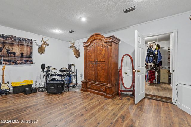 4317 Cunningham Road, Moss Point, MS 39562