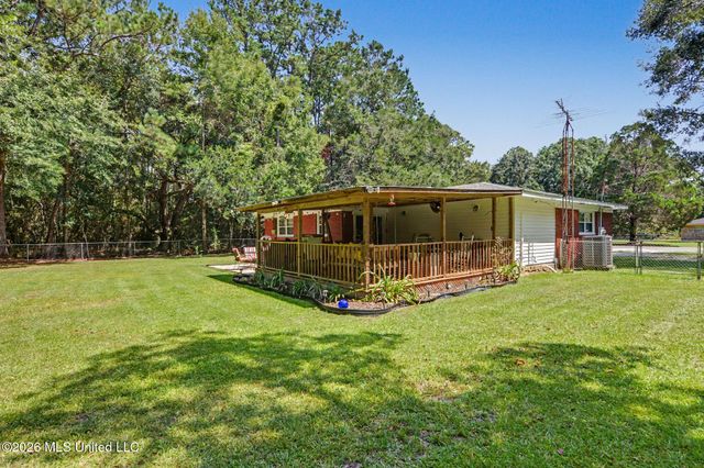 4317 Cunningham Road, Moss Point, MS 39562