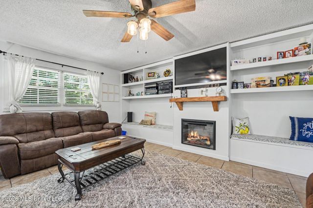 4317 Cunningham Road, Moss Point, MS 39562