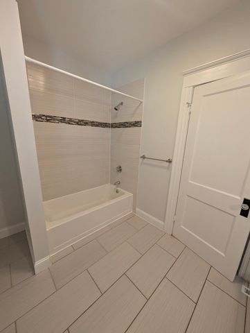 8 Howard Ave 1, Attleboro, MA 02703