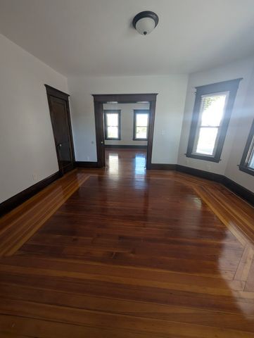 8 Howard Ave 1, Attleboro, MA 02703