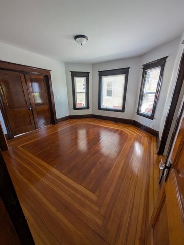 8 Howard Ave 1, Attleboro, MA 02703