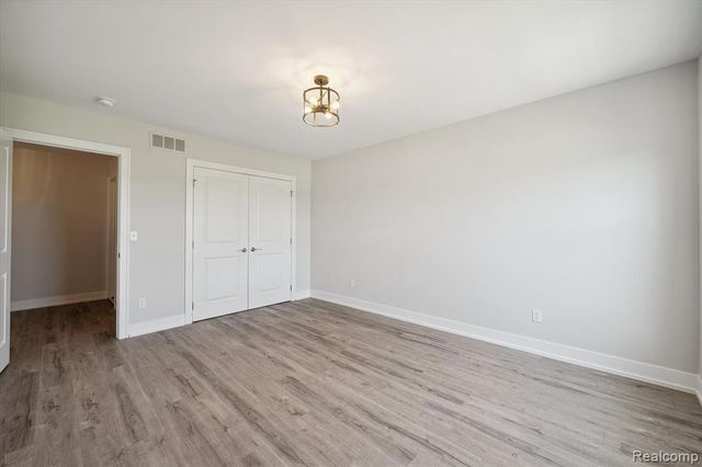 53749 Champlain Street, Macomb, MI 48042