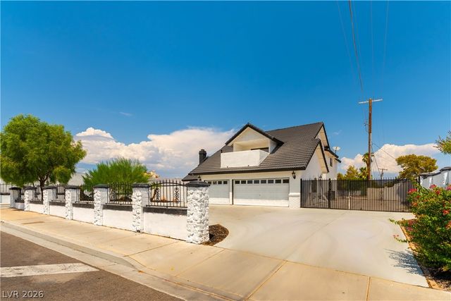 3200 West Oakey Boulevard, Las Vegas, NV 89102