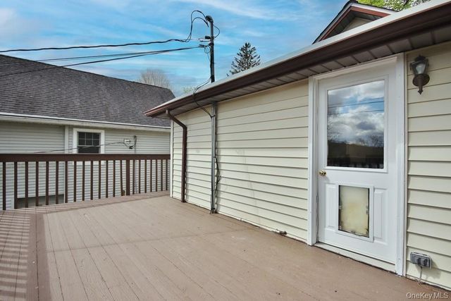 117 W Mombasha Road, Monroe, NY 10950