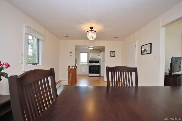 117 W Mombasha Road, Monroe, NY 10950