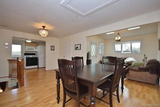 117 W Mombasha Road, Monroe, NY 10950