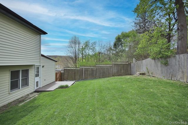 117 W Mombasha Road, Monroe, NY 10950