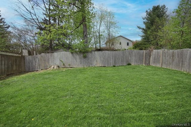 117 W Mombasha Road, Monroe, NY 10950