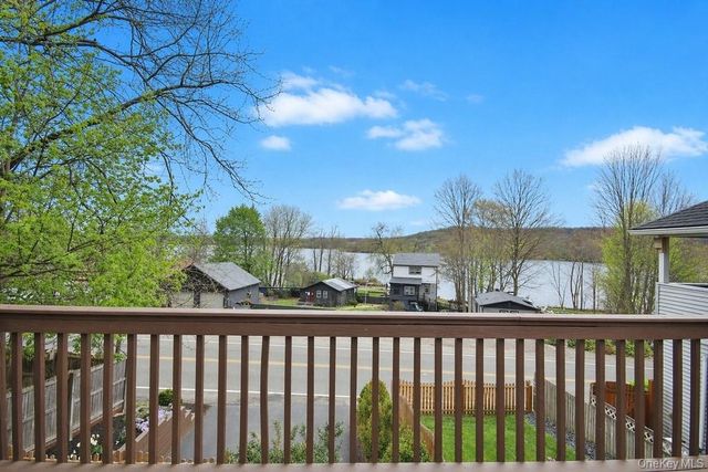 117 W Mombasha Road, Monroe, NY 10950