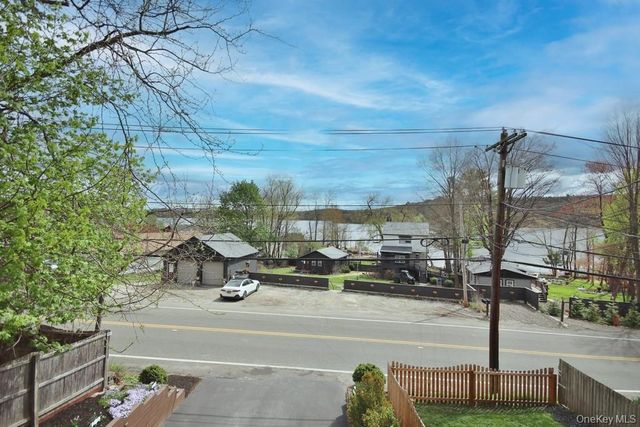 117 W Mombasha Road, Monroe, NY 10950
