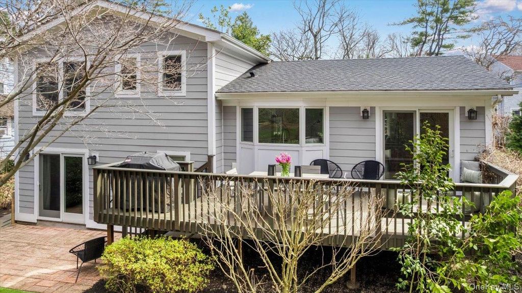 2 Shadow Lane A, Larchmont, NY 10538