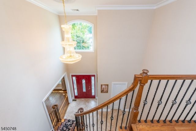 20 Hugenot St, East Hanover Twp., NJ 07936