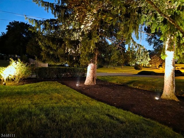 20 Hugenot St, East Hanover Twp., NJ 07936