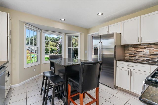 8782 Hathaway Road, Oshtemo Twp, MI 49009