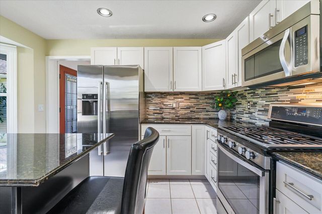 8782 Hathaway Road, Oshtemo Twp, MI 49009